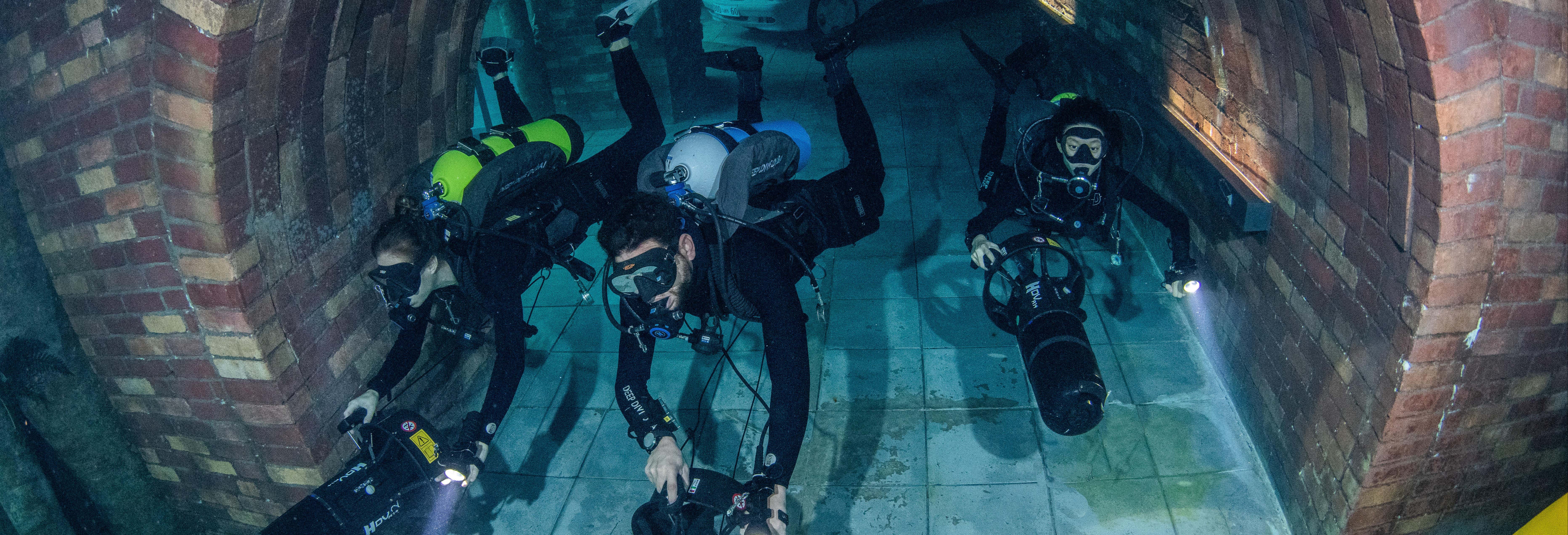 Immersione a Deep Dive Dubai