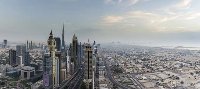 Dubai via terra, mare e aria