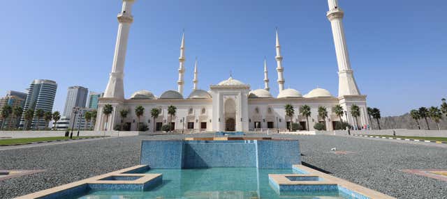 Escursione privata alla moschea Sheikh Zayed, Fujairah e Khor Fakkan