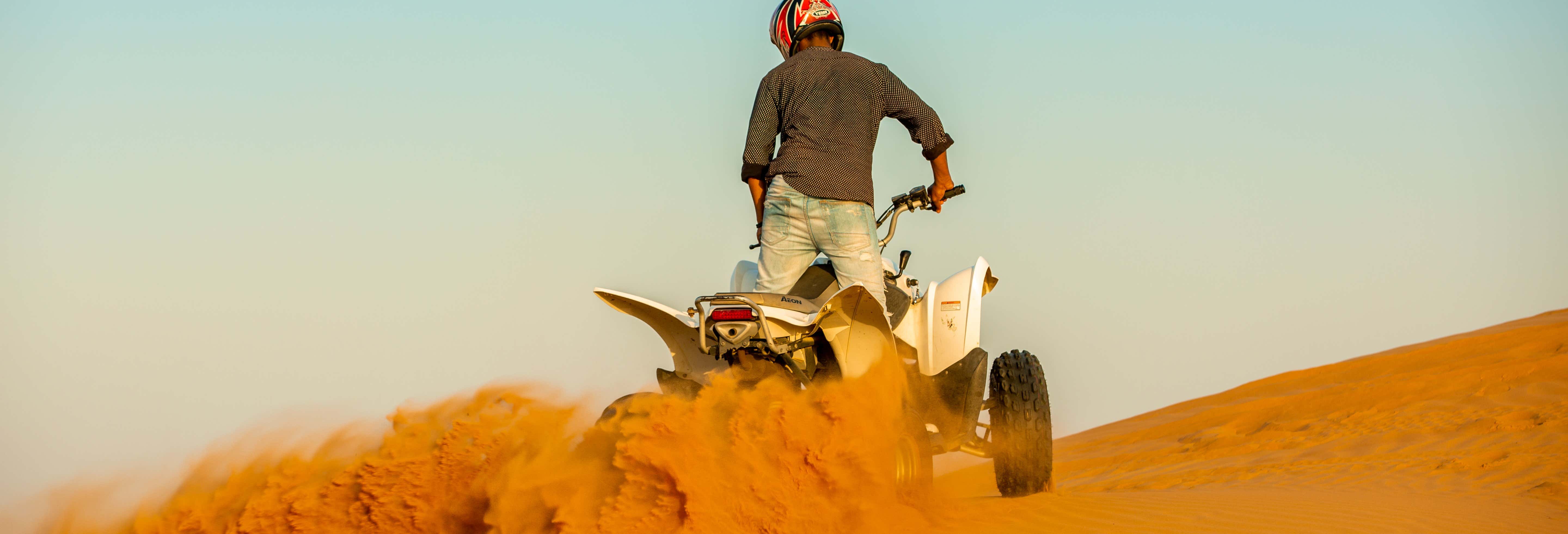 Tour del deserto Al Wadi in quad