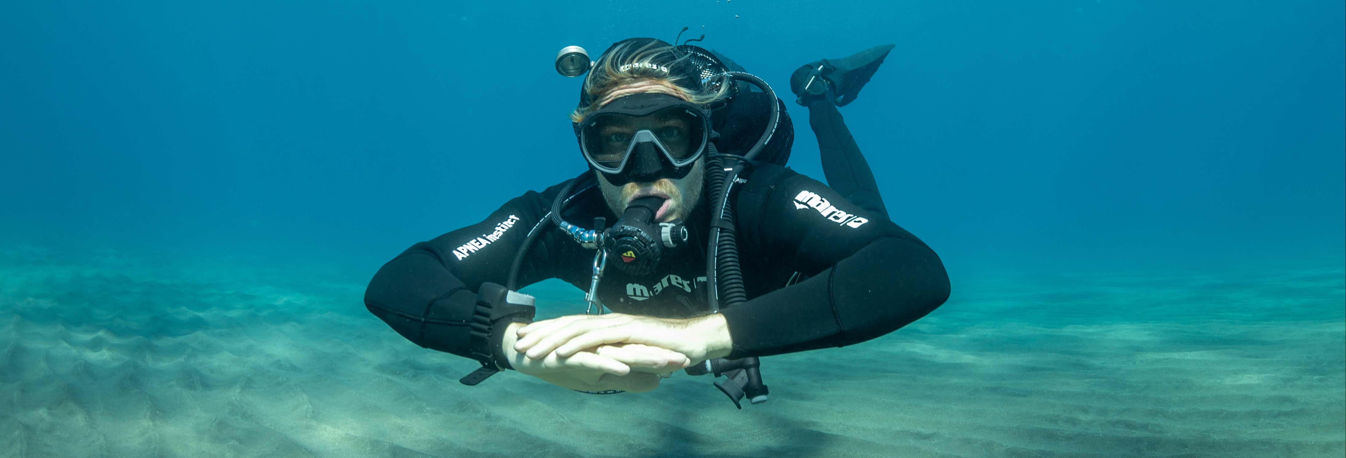 Scuba Diving in Abades