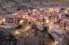 Tour ao entardecer por Albarracín