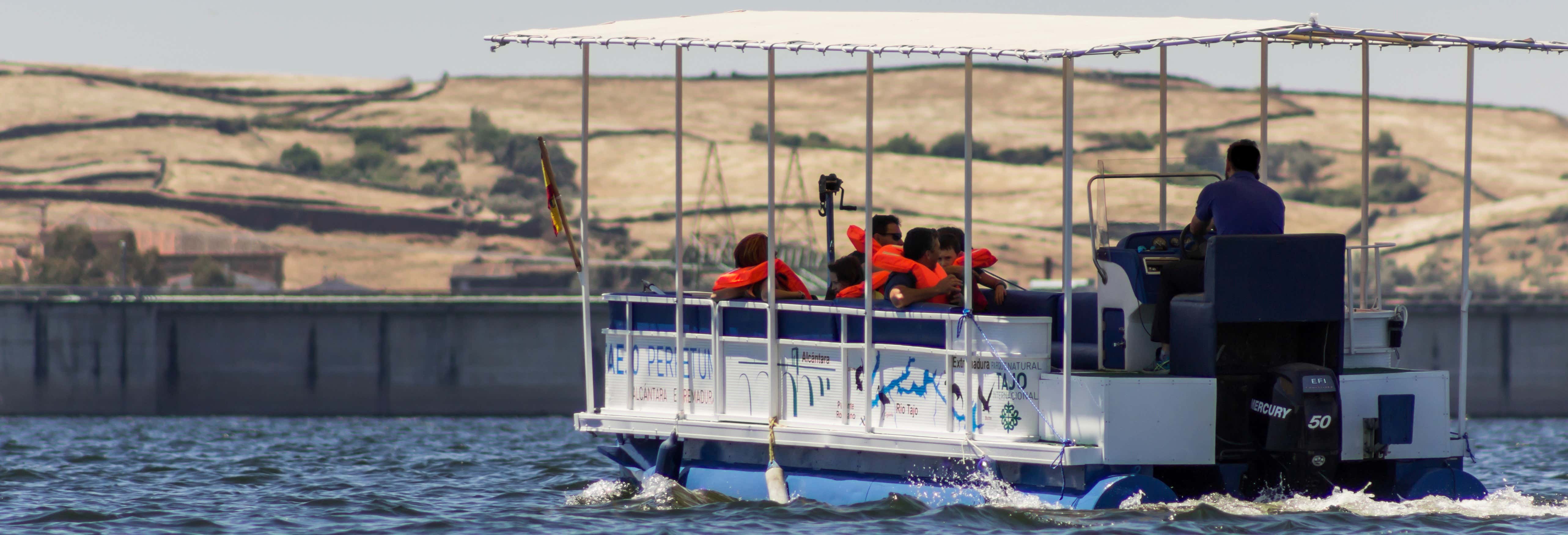 Alagón + Alcántara Reservoir Boat Trip