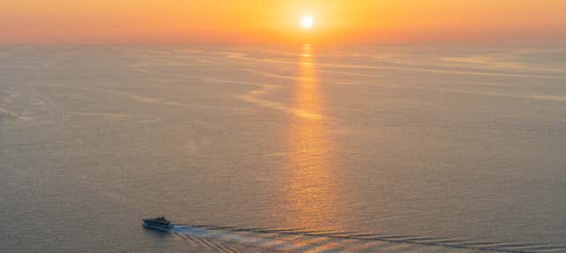 Giro in barca nella baia di Alcudia al tramonto