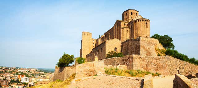 Cardona & Montserrat Small Group Day Trip