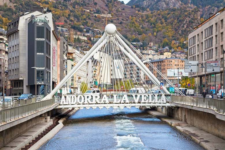3 Countries in One Day: Day Trip to Andorra + France
