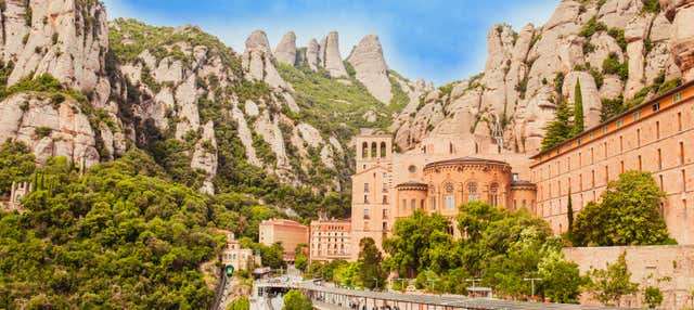 Tour de tapas e vinhos por Montserrat