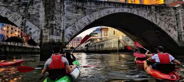Tour in kayak a Bilbao