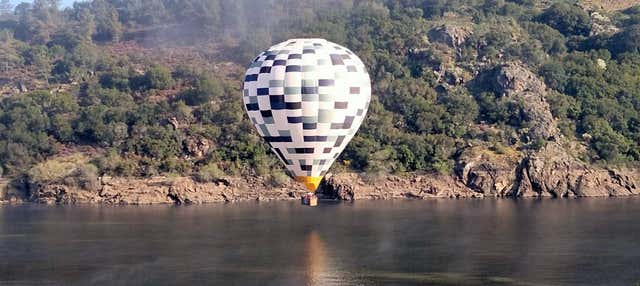 Giro in mongolfiera sulla Ribeira Sacra