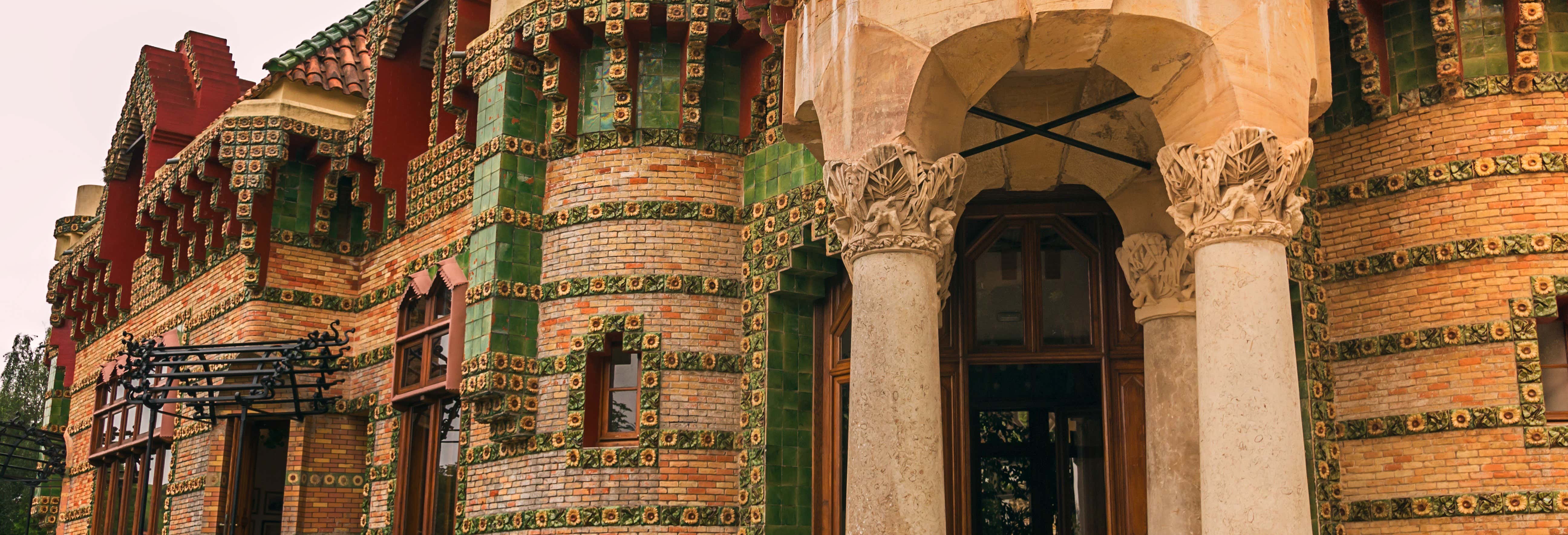 Capricho de Gaudí Tour