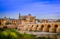 Tour completo por Córdoba com ingressos em grupo reduzido