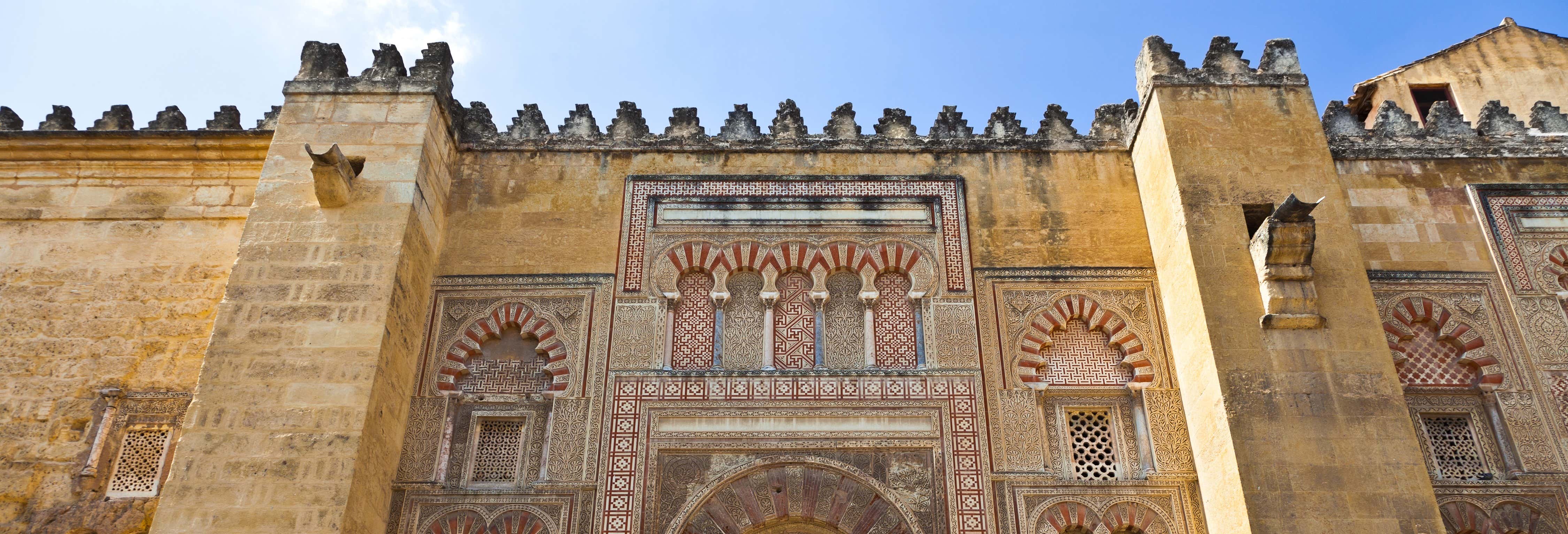 Classic Cordoba Guided Tour with Mosque Entrance