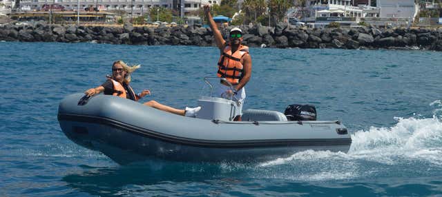 Noleggio di motoscafo senza patente a Costa Adeje