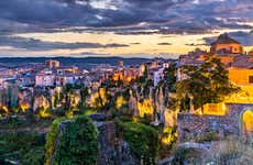 Tour noturno por Cuenca