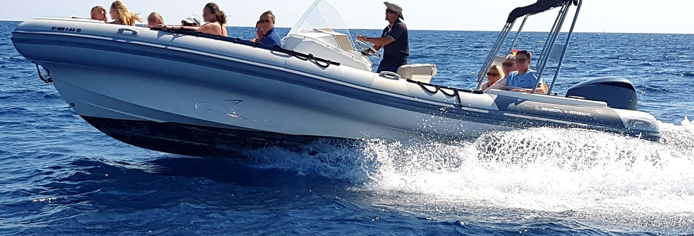 Escursione in motoscafo alle calette di Tosqueta e Pudent + Snorkeling nella grotta di Ses Bruixes