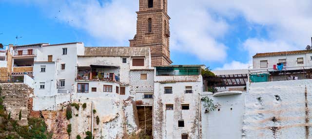 Escursione ad Alora + Degustazione di vino