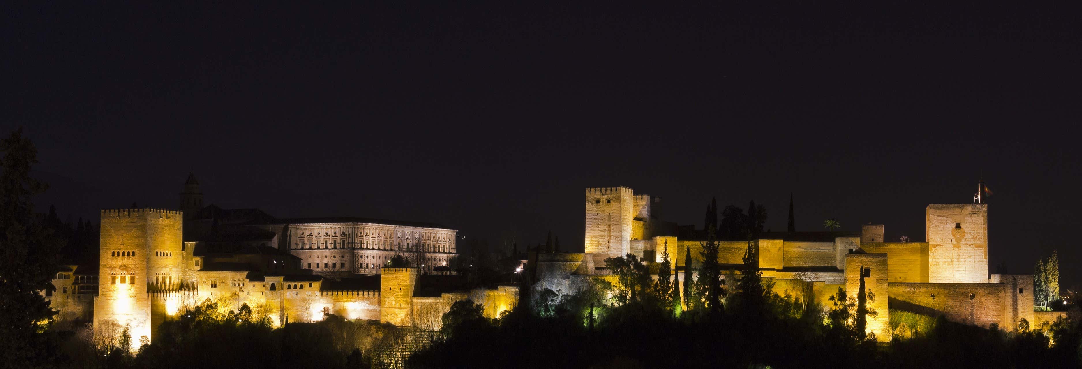 Free tour noturno por Granada