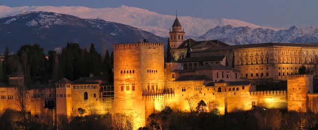 Tour nocturno por la Alhambra y los Palacios Nazaríes