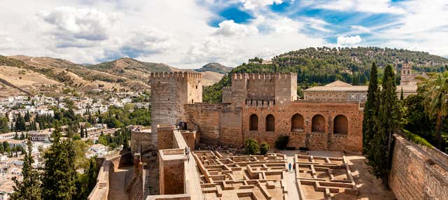 Tour privato dell'Alhambra senza visita ai Palazzi Nasridi