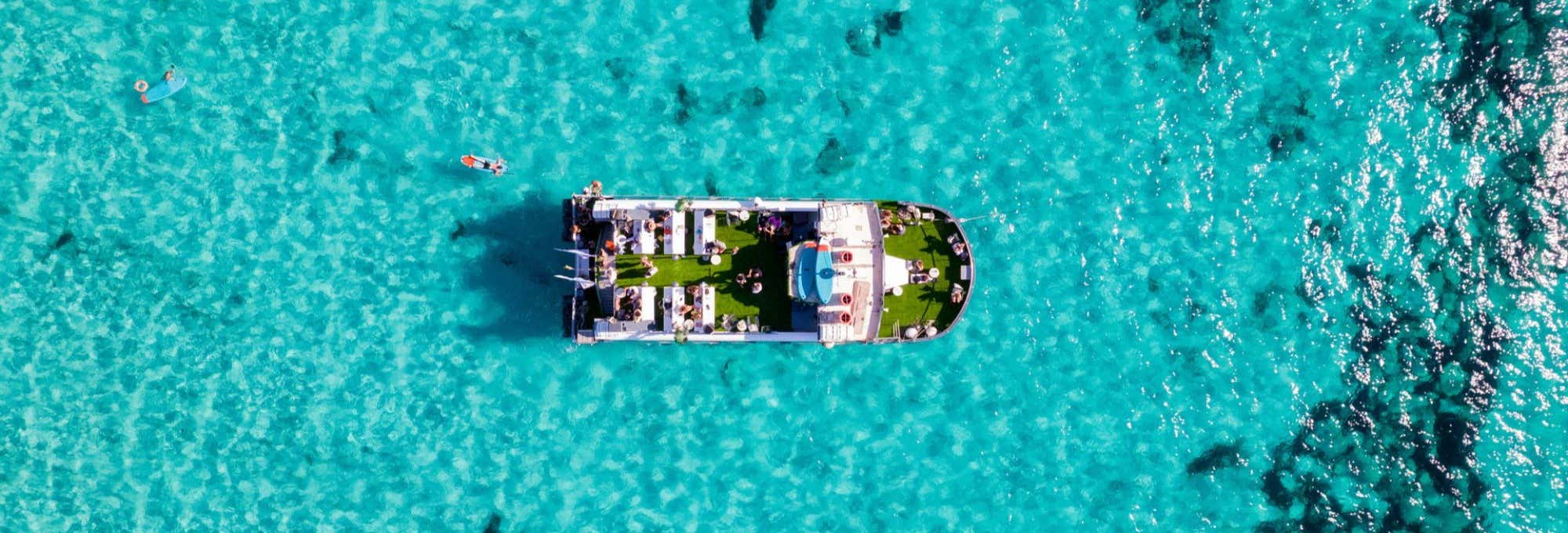 Escursione a Formentera + Festa in barca Beautiful People Ibiza