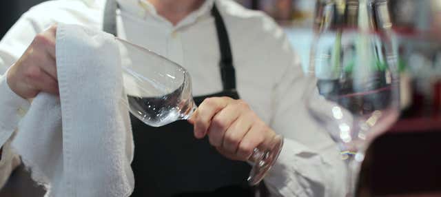 Cata de vinos en Tabarca