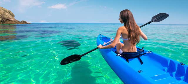 Tour di Cala Tangó in kayak