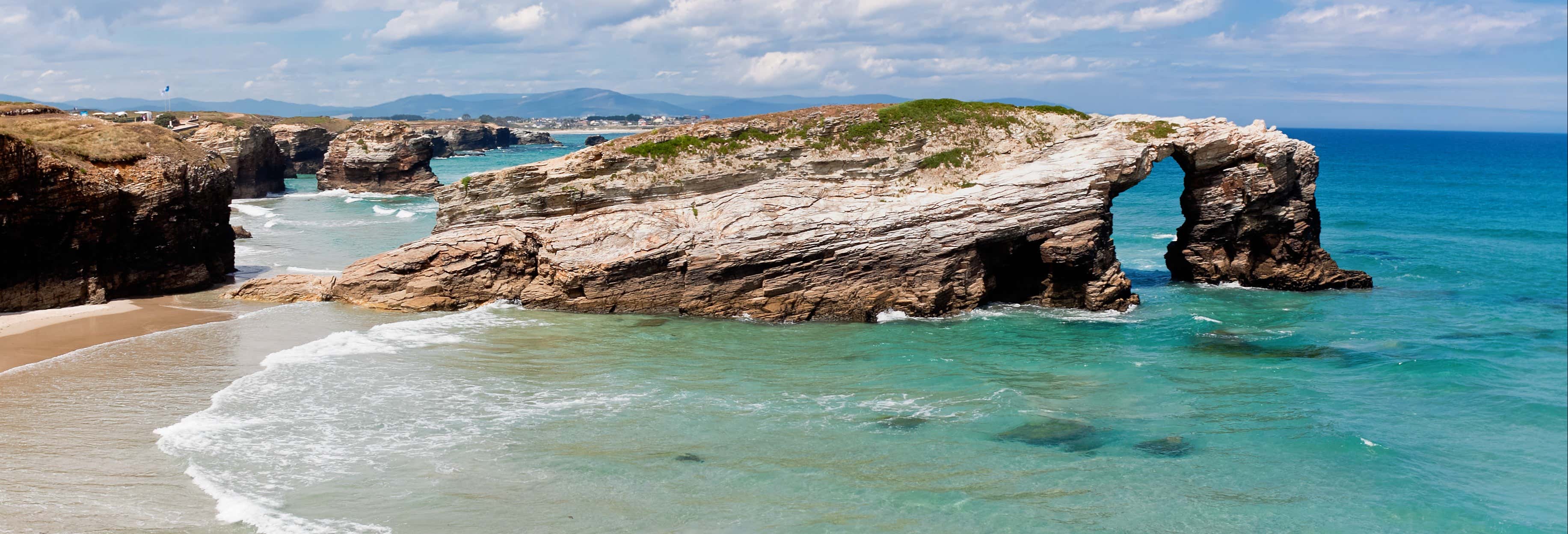 Las Catedrales & Lugo Beach Tour