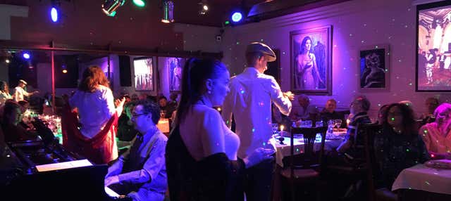 Cena con espectáculo de ópera y zarzuela en el restaurante La Castafiore