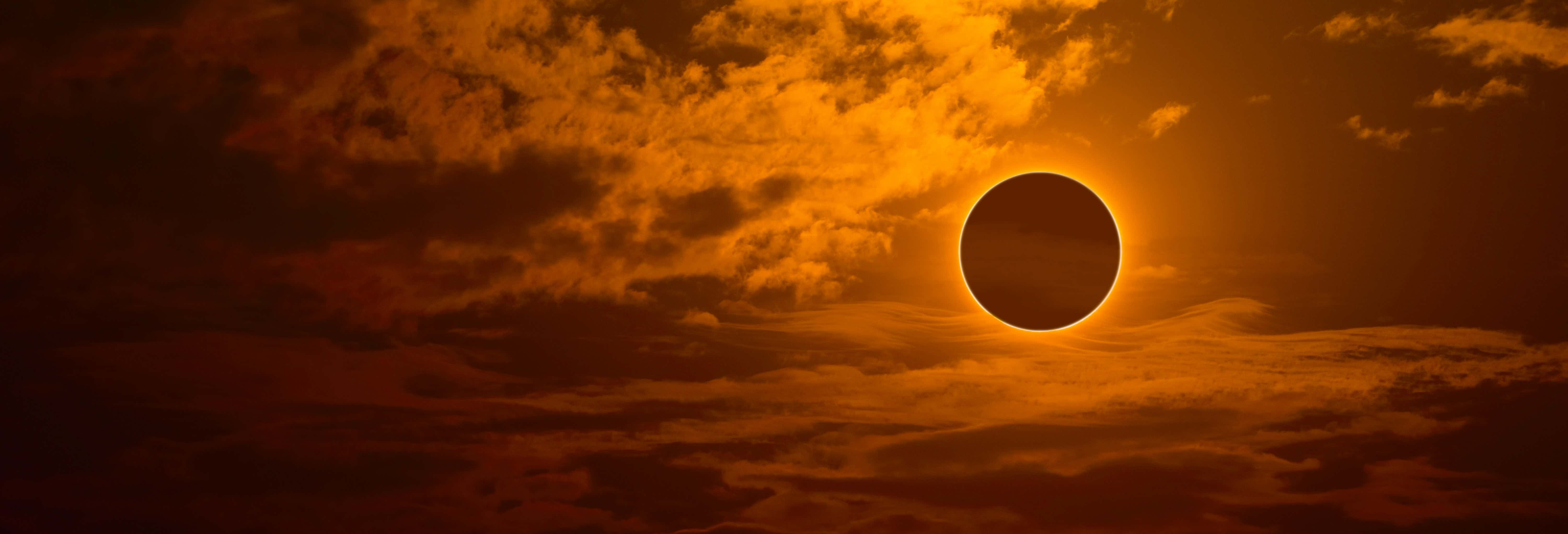 Eclipse solar 2026 en los molinos de La Mancha