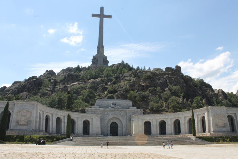 Excursión a El Escorial y Valle de los Caídos