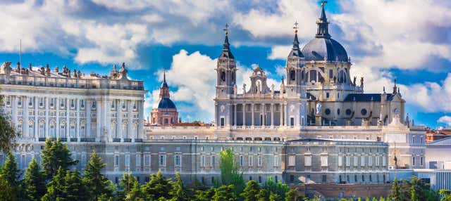 Visita guiada pelo Palácio Real e pela Catedral da Almudena