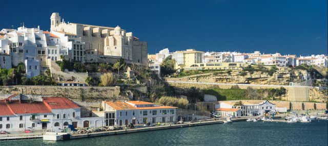 Giro in barca nel porto di Mahón