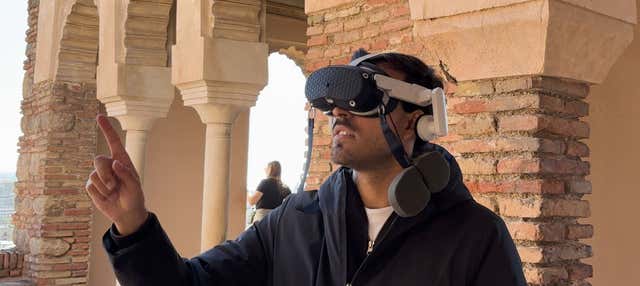 Visita a la Alcazaba con gafas de realidad virtual