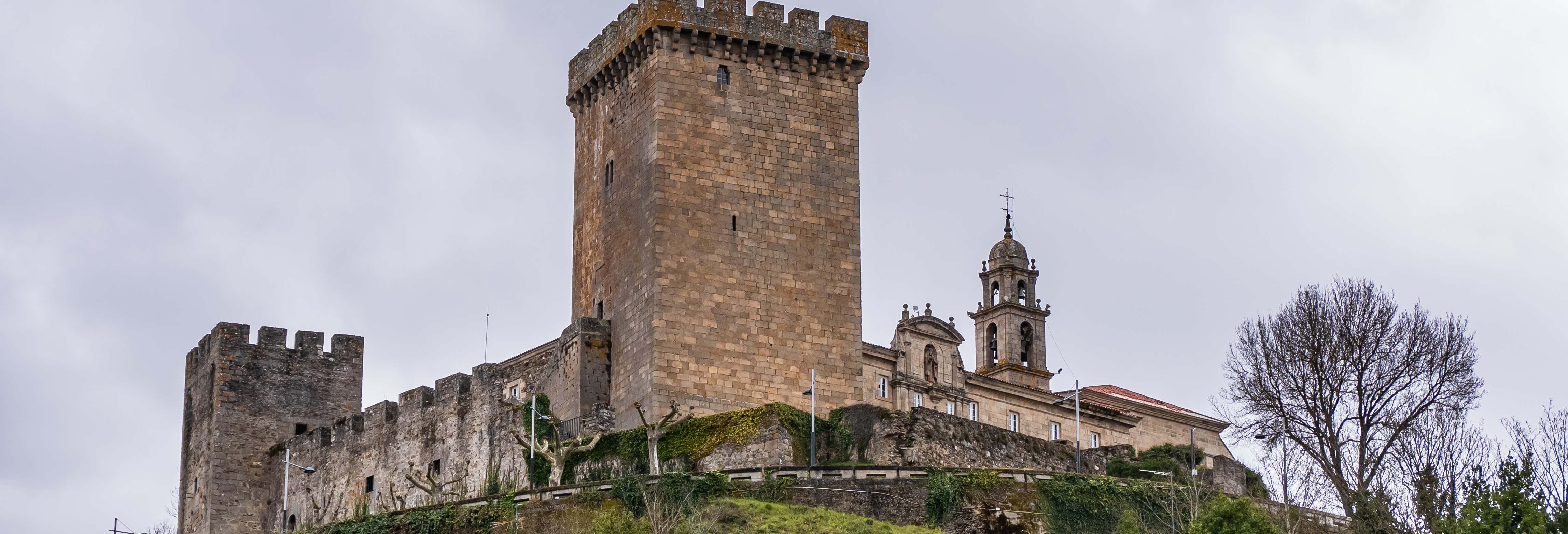 Tour del complesso monumentale di San Vicente do Pino