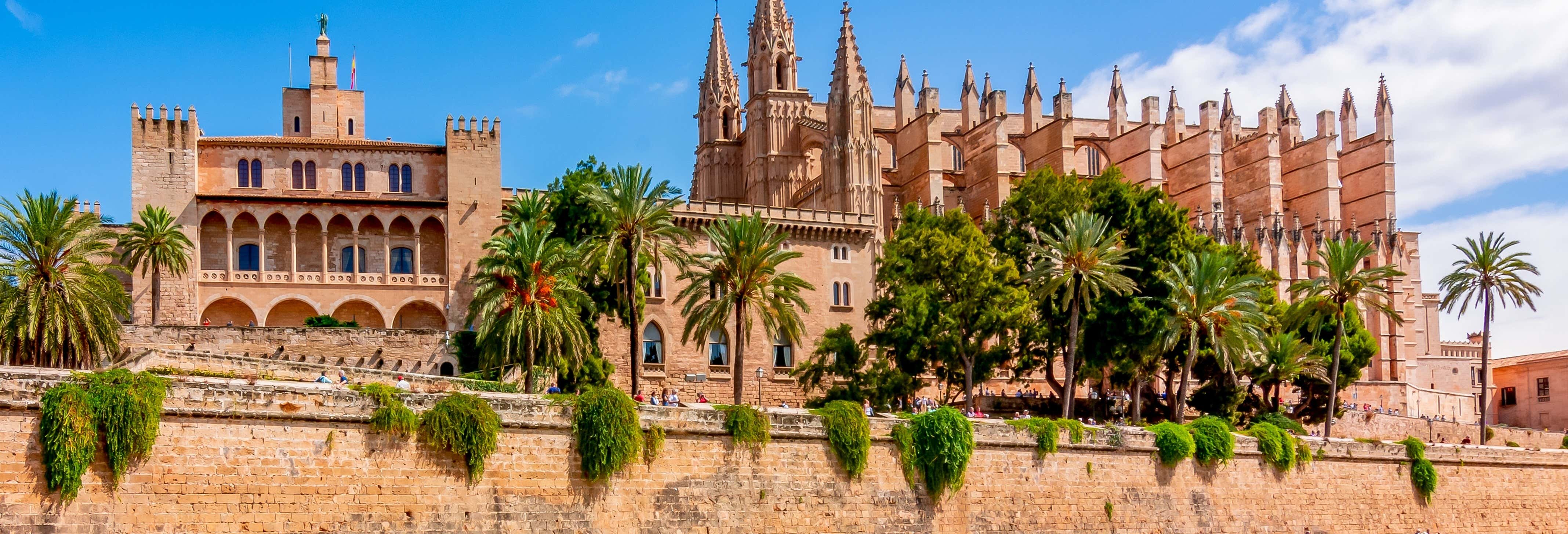 Tour di Palma e della Cattedrale