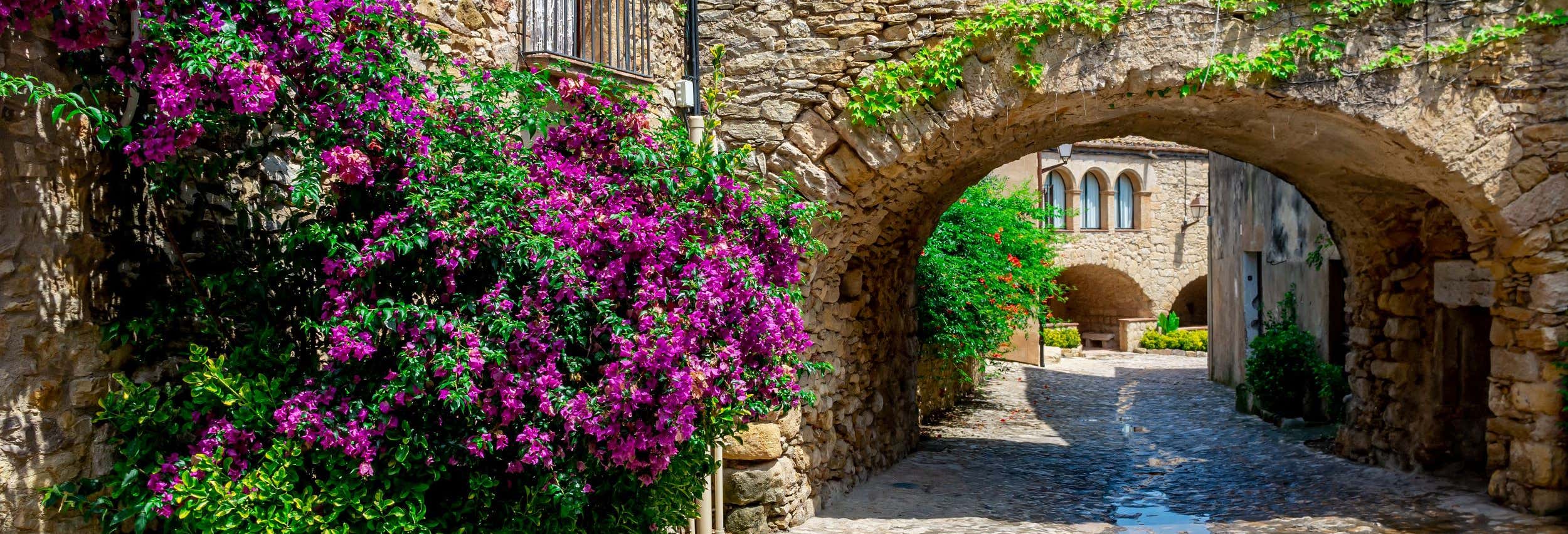 Free Walking Tour of Peratallada