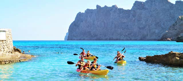 Kayak e snorkeling lungo la costa di Pollensa