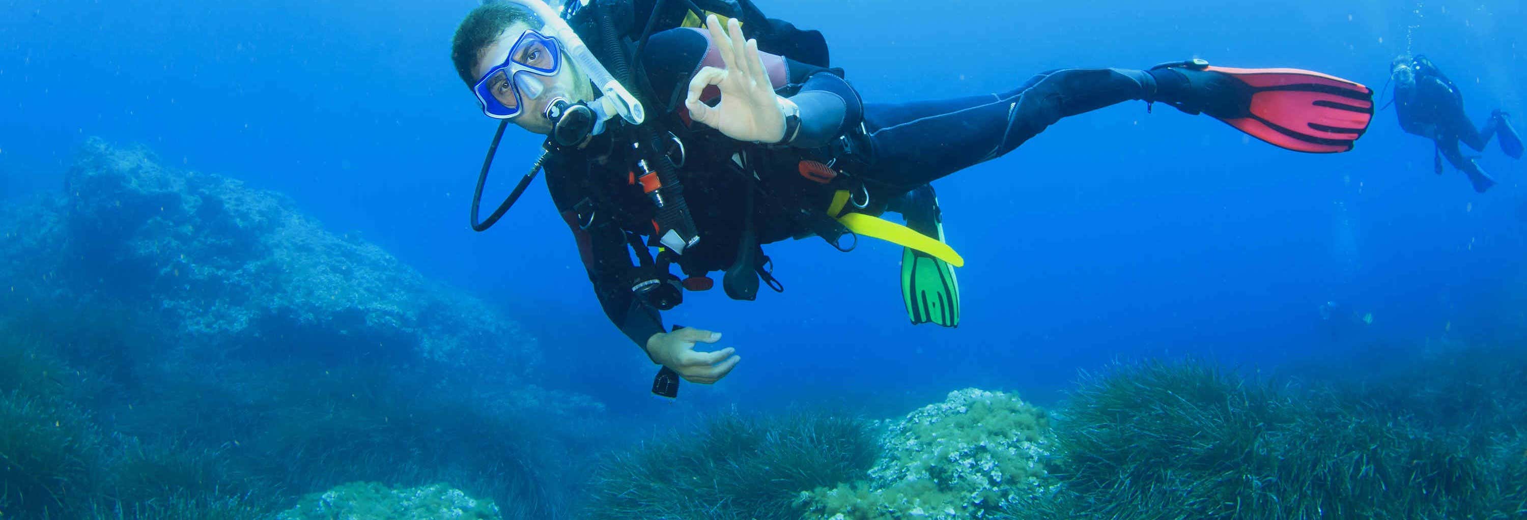 Beginners Scuba Diving in Port d'Addaia