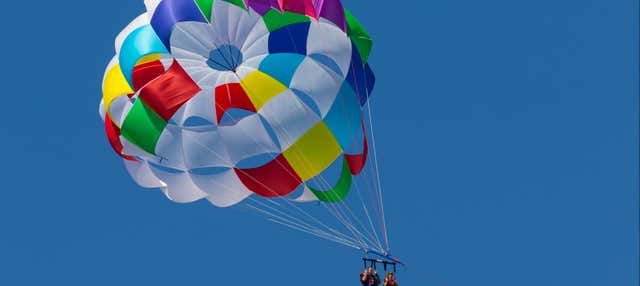 Parasailing a Salou