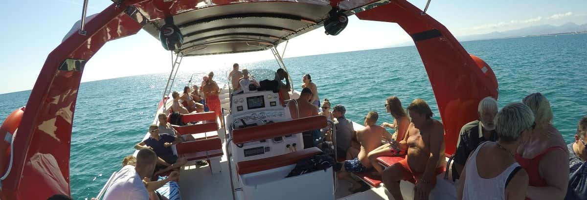 Costa Dorada Speedboat Ride