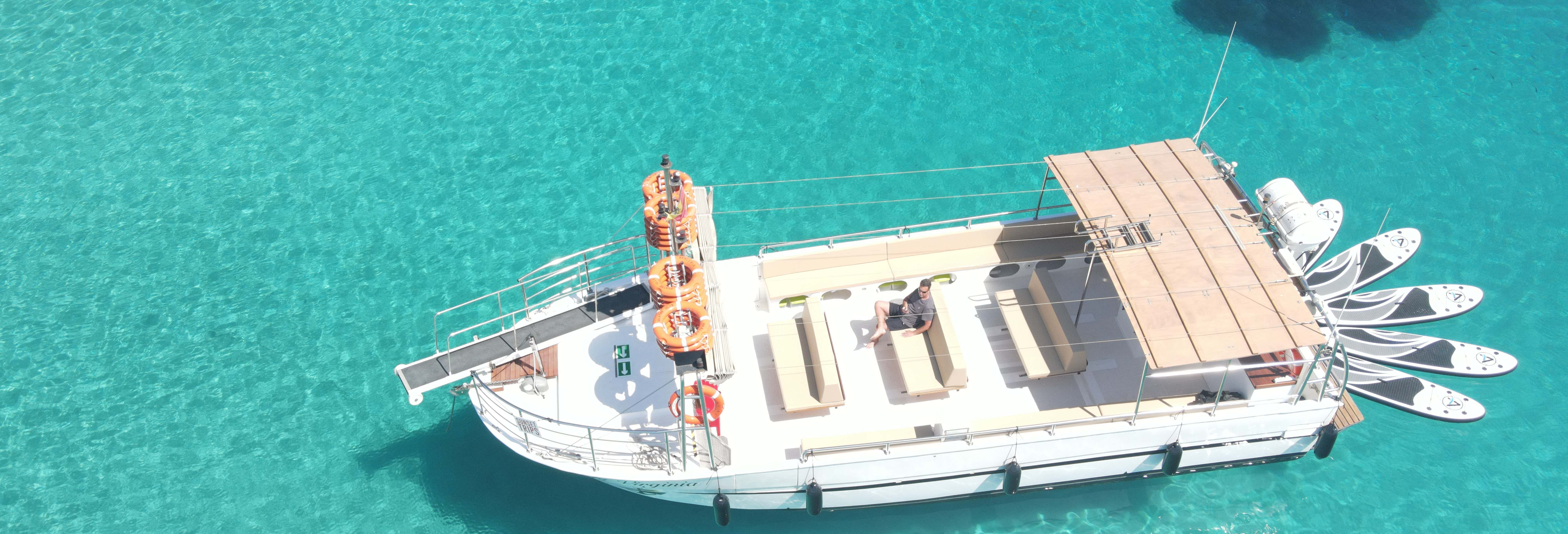 Cala Salada + Cala Conta Boat Tour