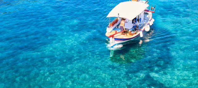 Giro in barca per le calette di Ibiza