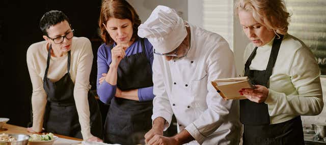 Clase de cocina vasca en San Sebastián