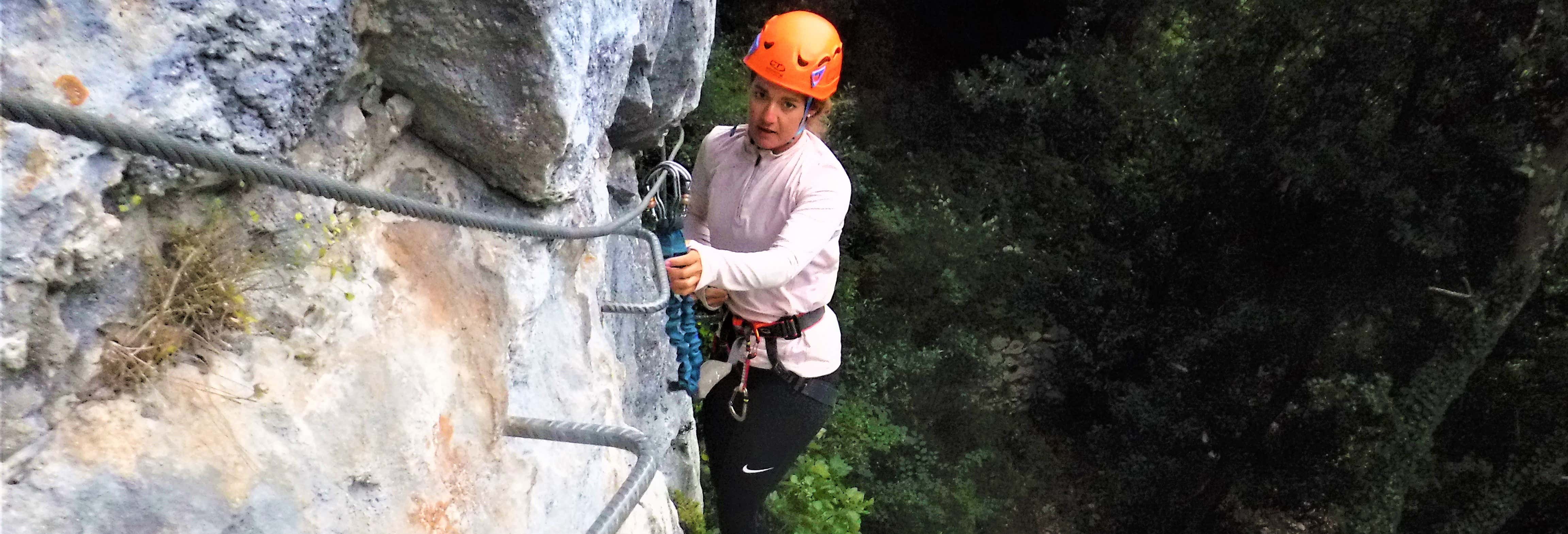 Via ferrata nella gola di La Hermida
