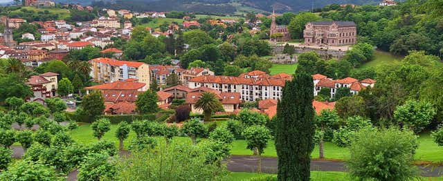 Excursión a Comillas y el Capricho de Gaudí