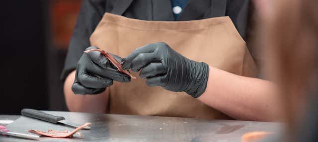 Escursione ad una fabbrica di acciughe a Santoña