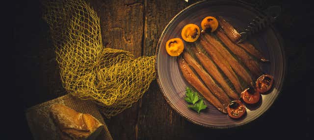 Visita a una fabbrica di conserve con degustazione + Lagune di Santoña