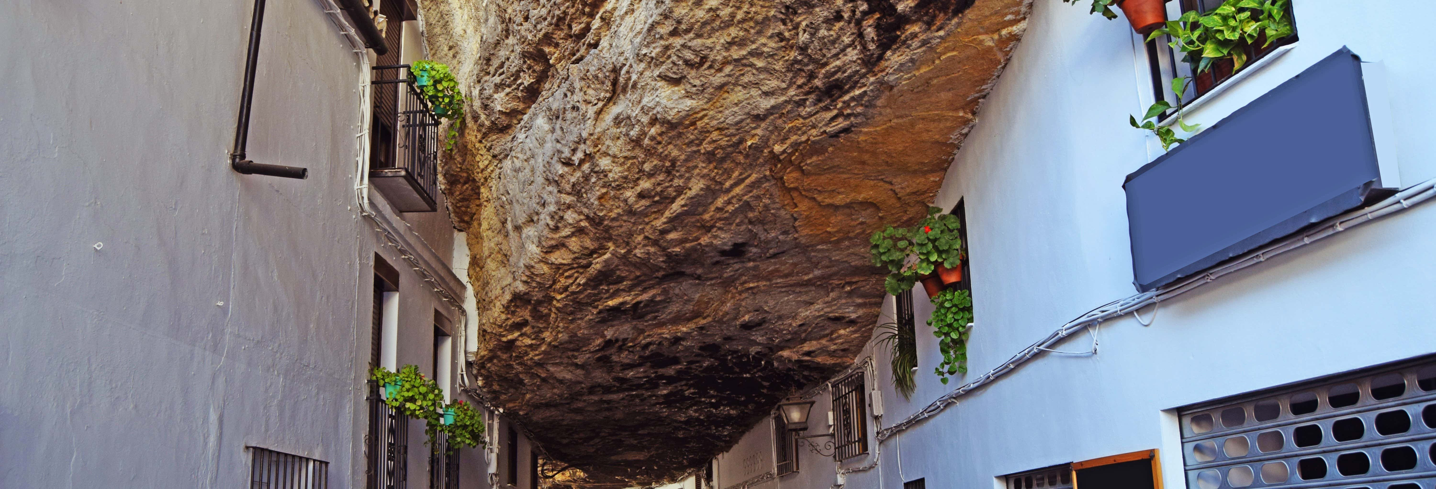 Free Tour of Setenil de las Bodegas