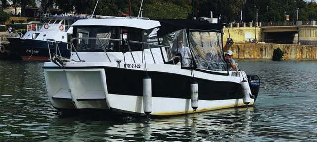 Giro in barca a Siviglia con guida