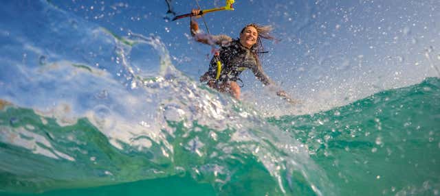 Corso di kitesurfing di 2 giorni a Tarifa